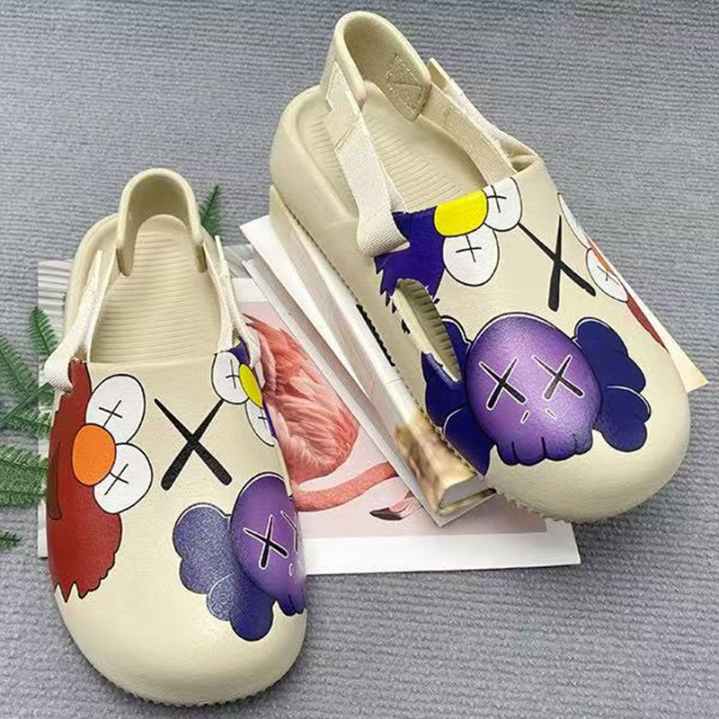 雅购特拖鞋