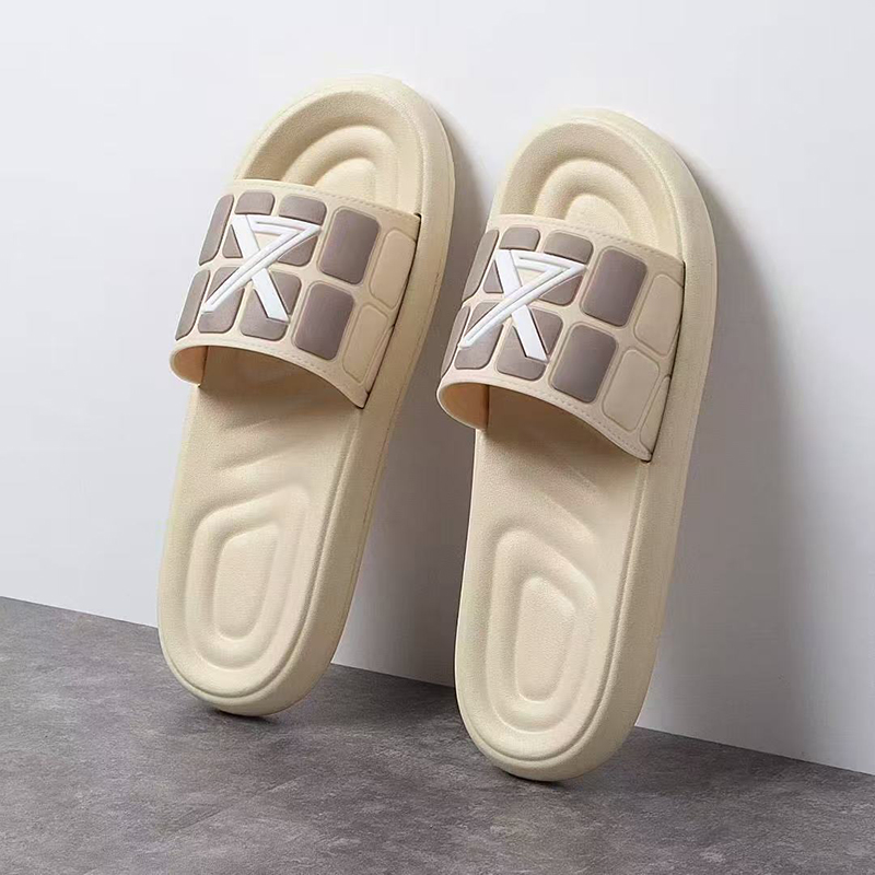 雅购特拖鞋