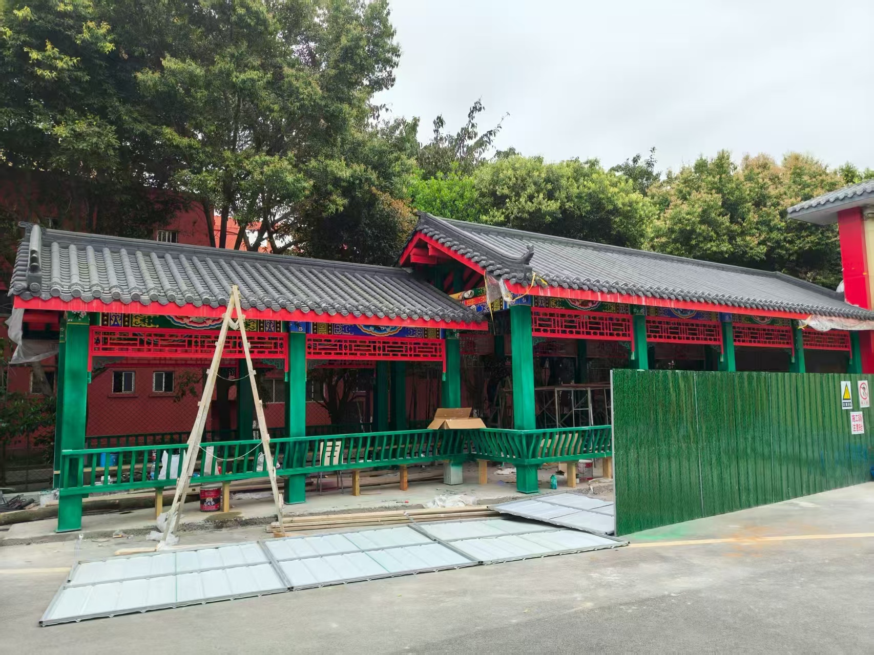 新津学校仿古长廊