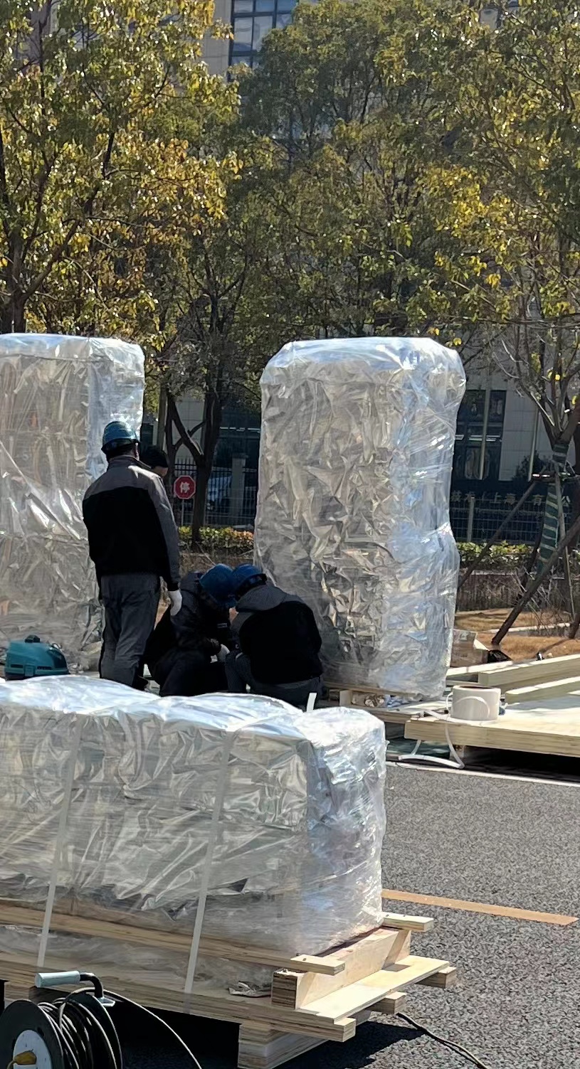 设备搬运设备搬迁搬运吊装选择亚瑟搬运多年搬运经验-亚瑟公司你值得信赖的mover