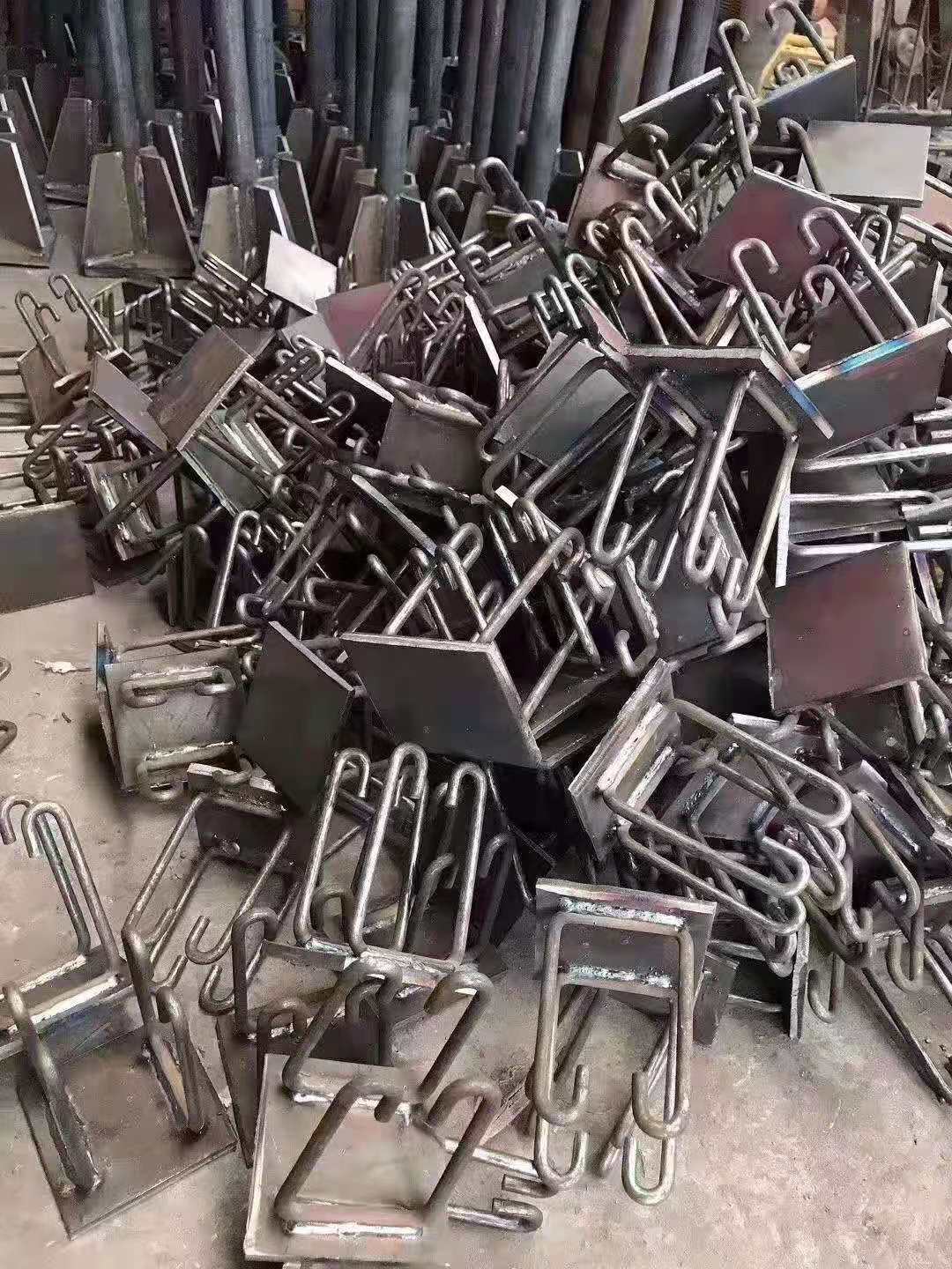 地脚螺栓