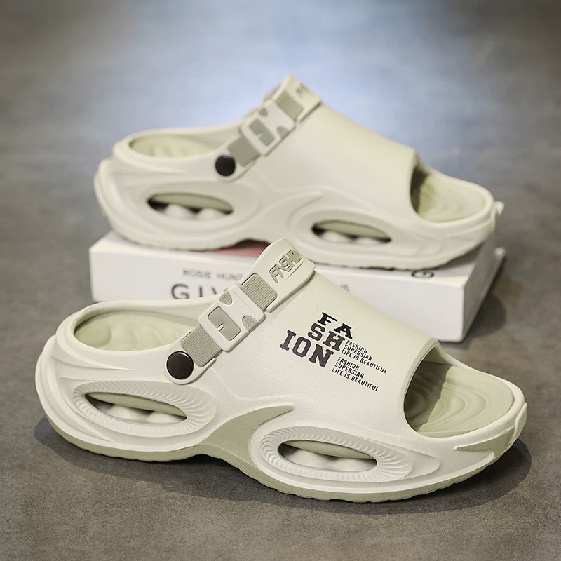 1753695643284339.jpg 雅购特拖鞋