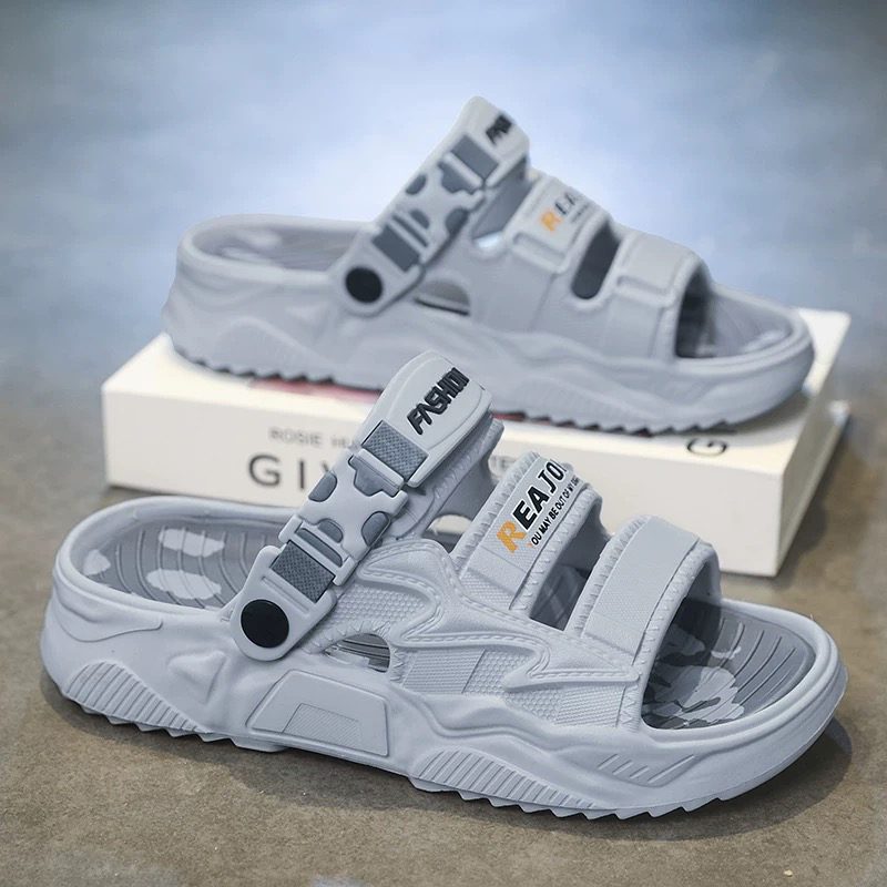 1753695851127861.jpg 雅购特拖鞋