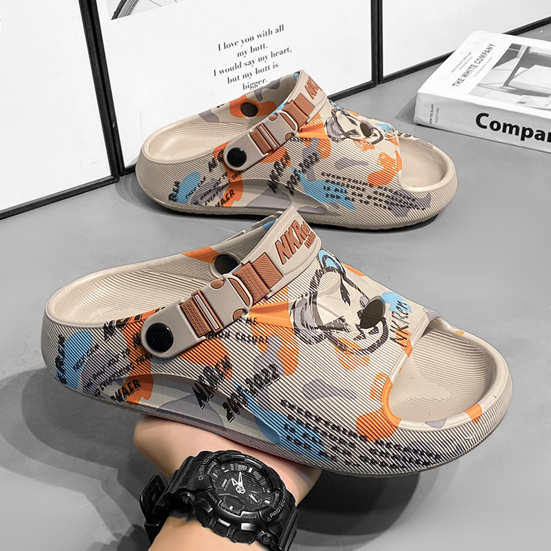 1753839876544647.jpg 雅购特拖鞋