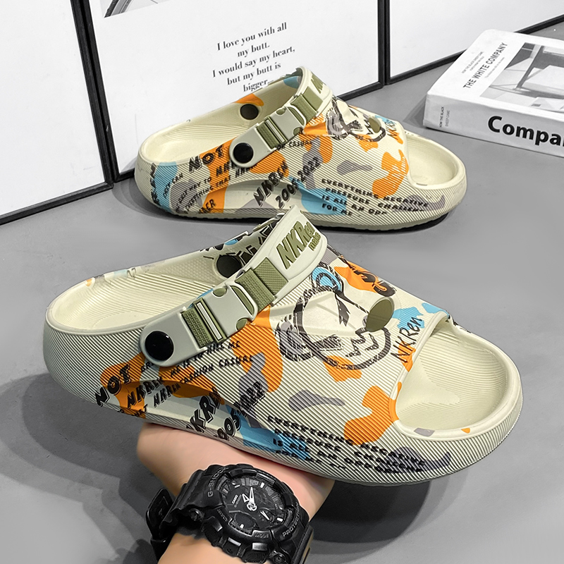 1753839876894272.jpg 雅购特拖鞋