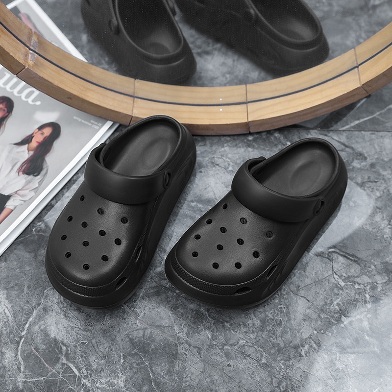 1753843690954209.jpg 雅购特拖鞋