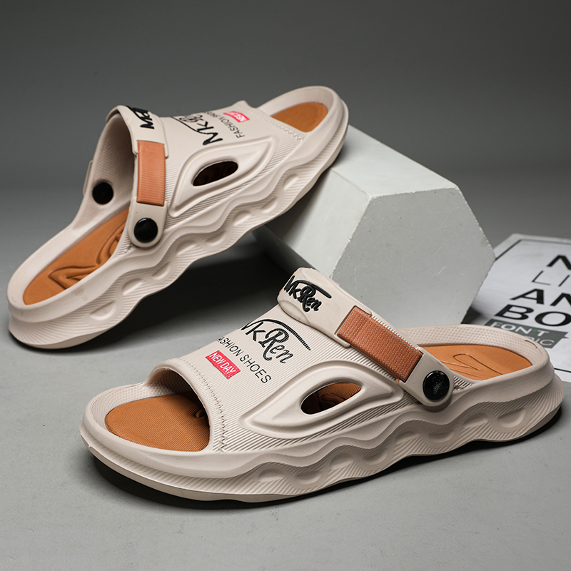 1753854796605498.jpg 雅购特拖鞋