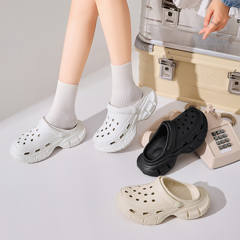 1753861016379867.jpg 雅购特拖鞋