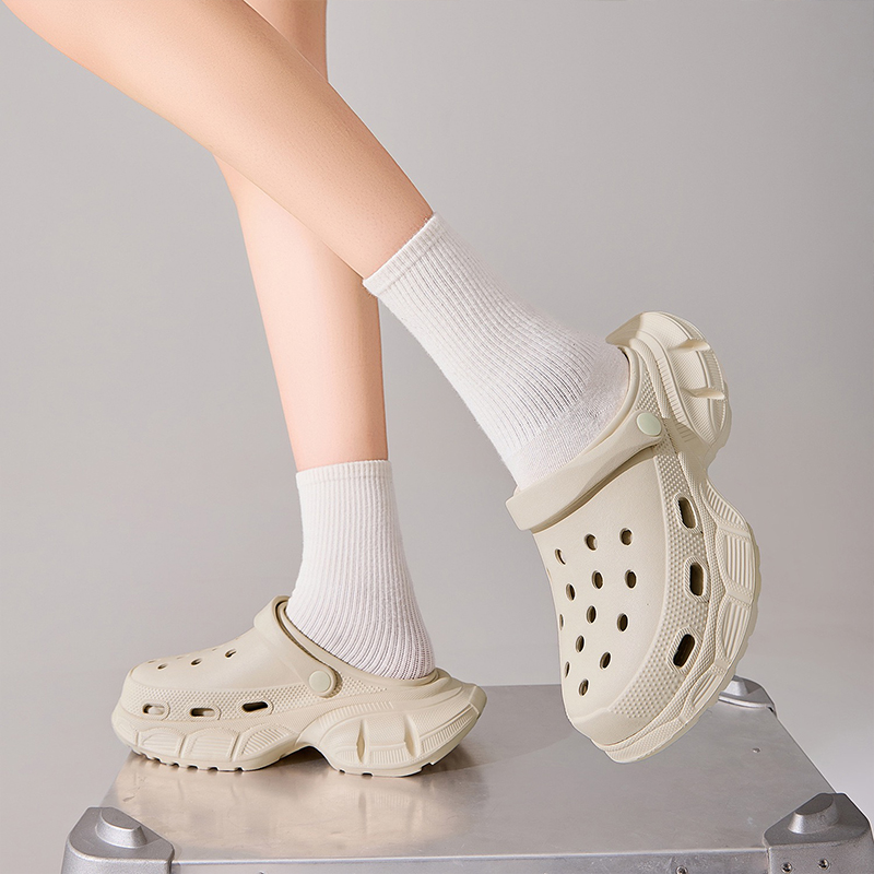 1753861024400287.jpg 雅购特拖鞋