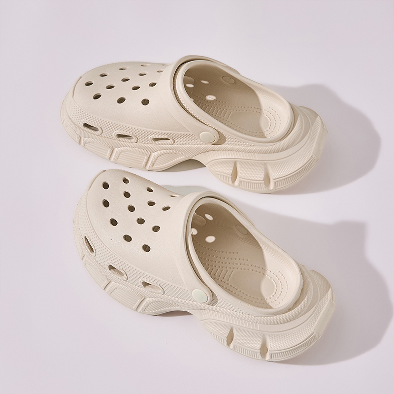 1753861040329189.jpg 雅购特拖鞋