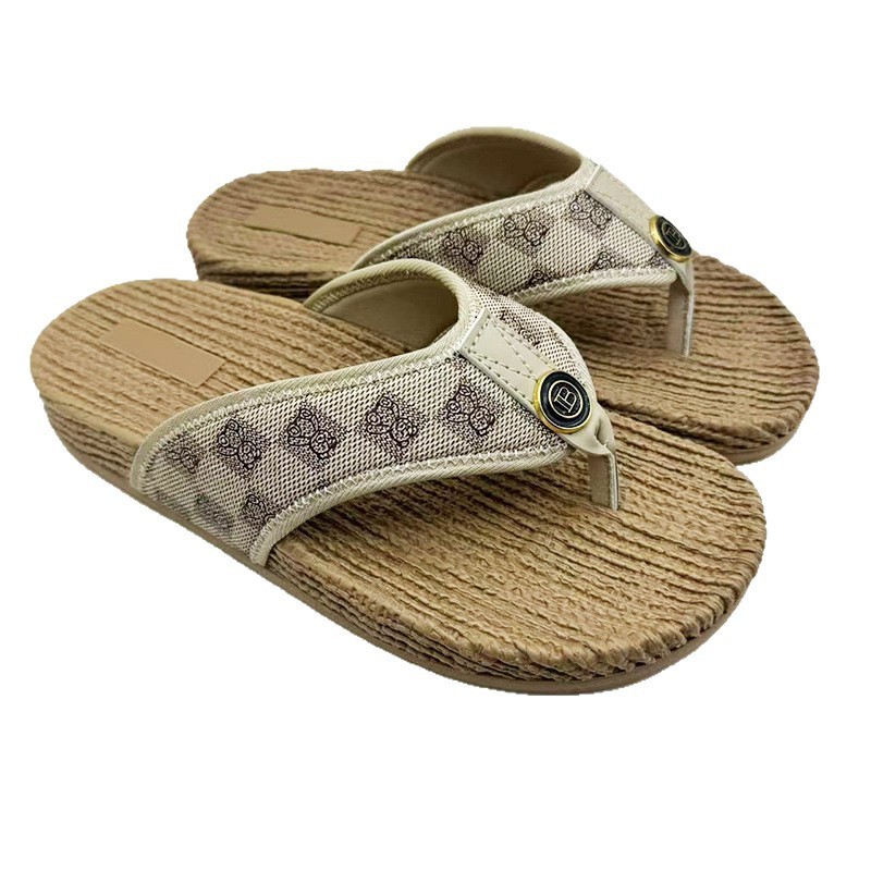 1753926115985720.jpg 雅购特拖鞋