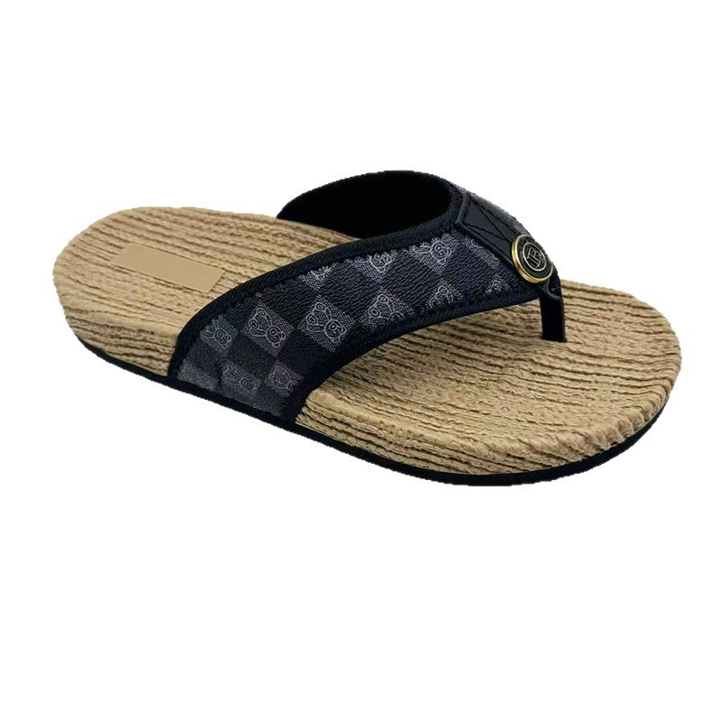 1753926127334421.jpg 雅购特拖鞋