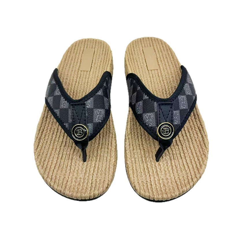 1753926127383193.jpg 雅购特拖鞋