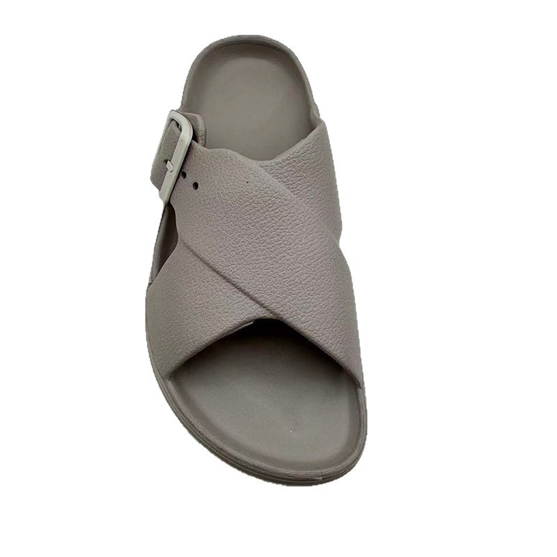 1753929429186312.jpg 雅购特拖鞋