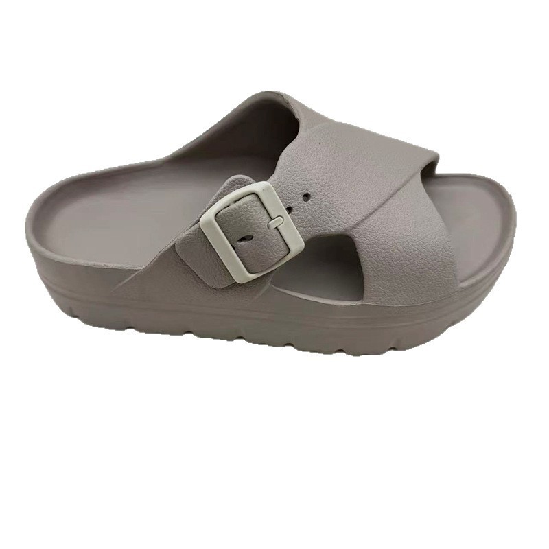 1753929429220347.jpg 雅购特拖鞋