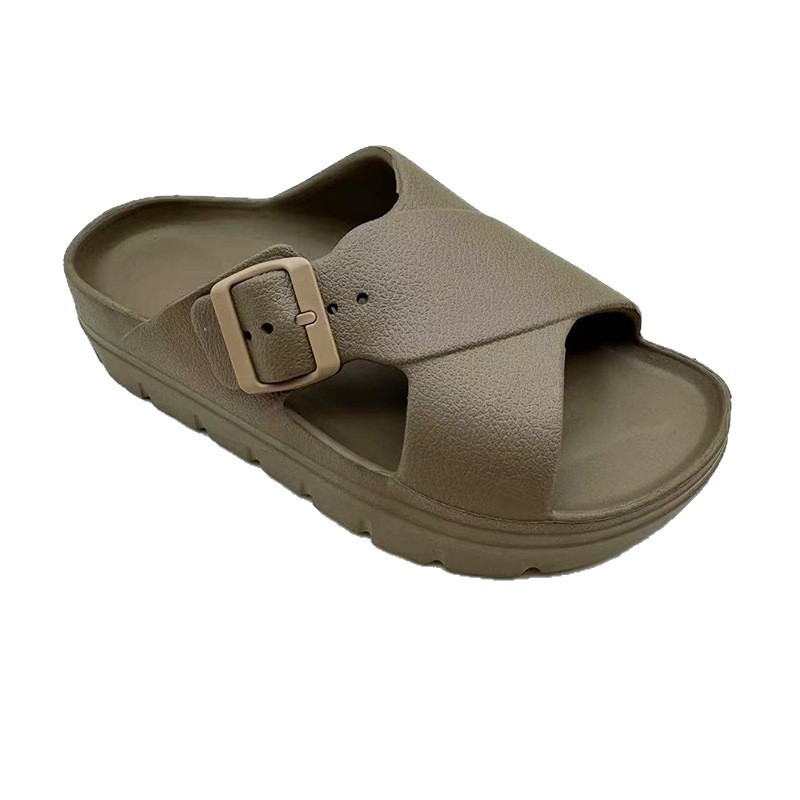 1753929440133214.jpg 雅购特拖鞋