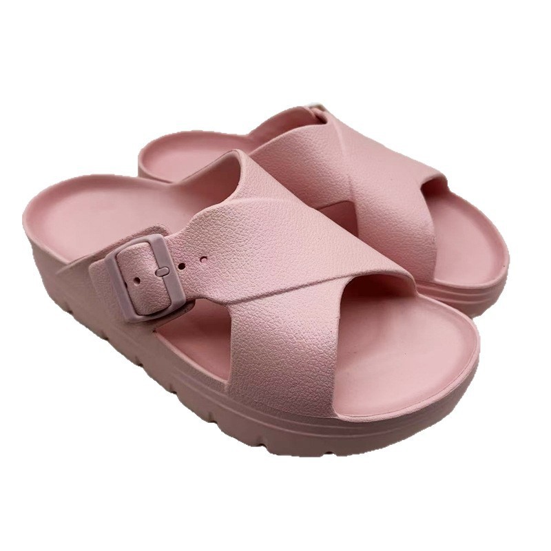 1753929450949674.jpg 雅购特拖鞋