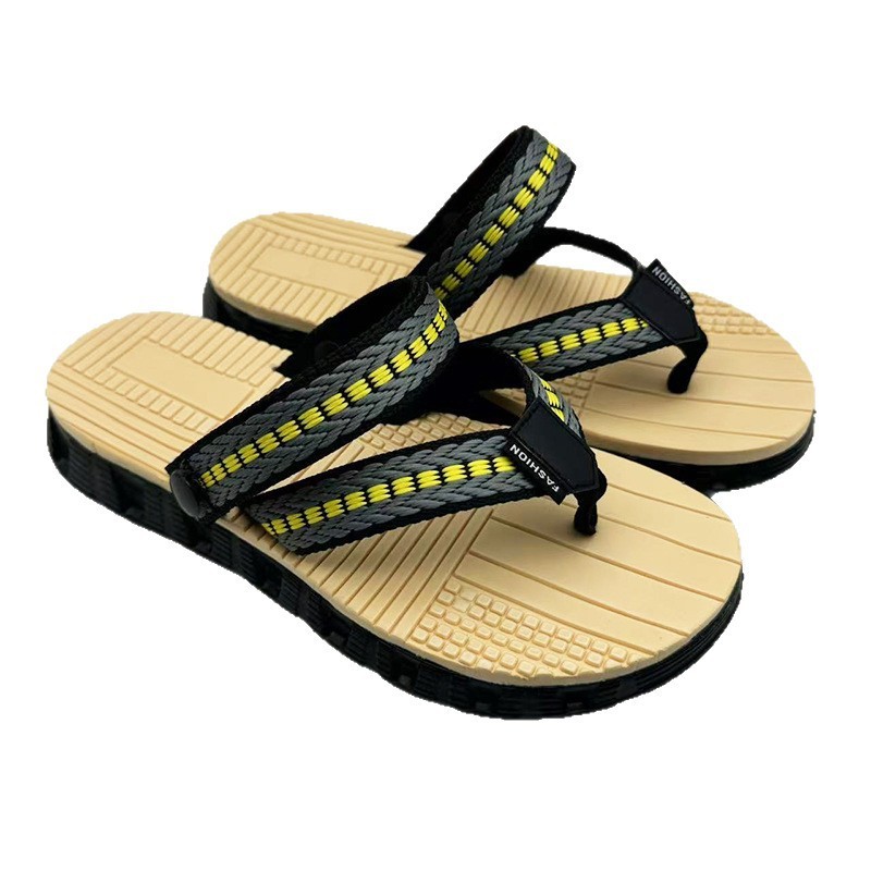 1753941780353114.jpg 雅购特拖鞋