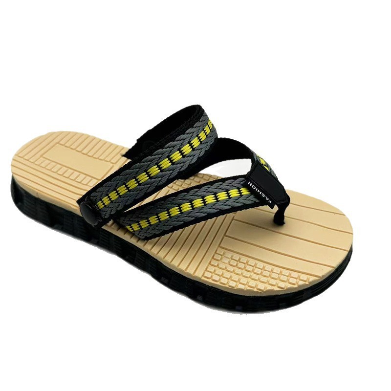 1753941780790895.jpg 雅购特拖鞋