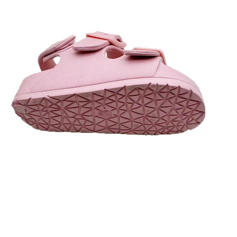 1753942280752980.jpg 雅购特拖鞋