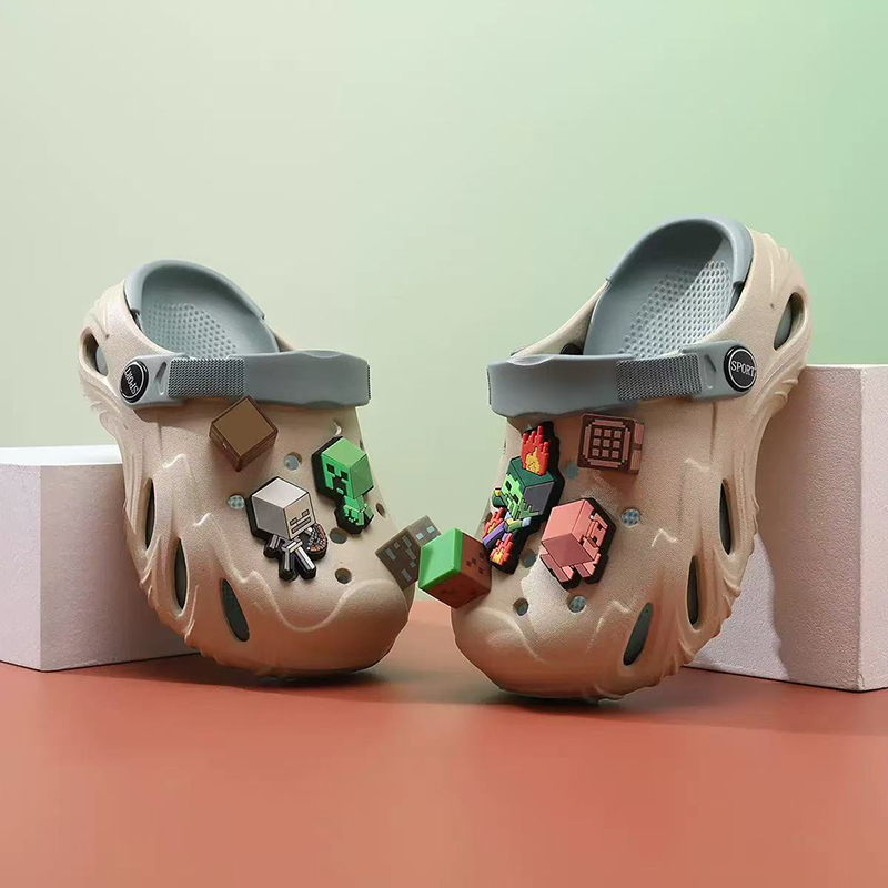 1753951916295048.jpg 雅购特拖鞋