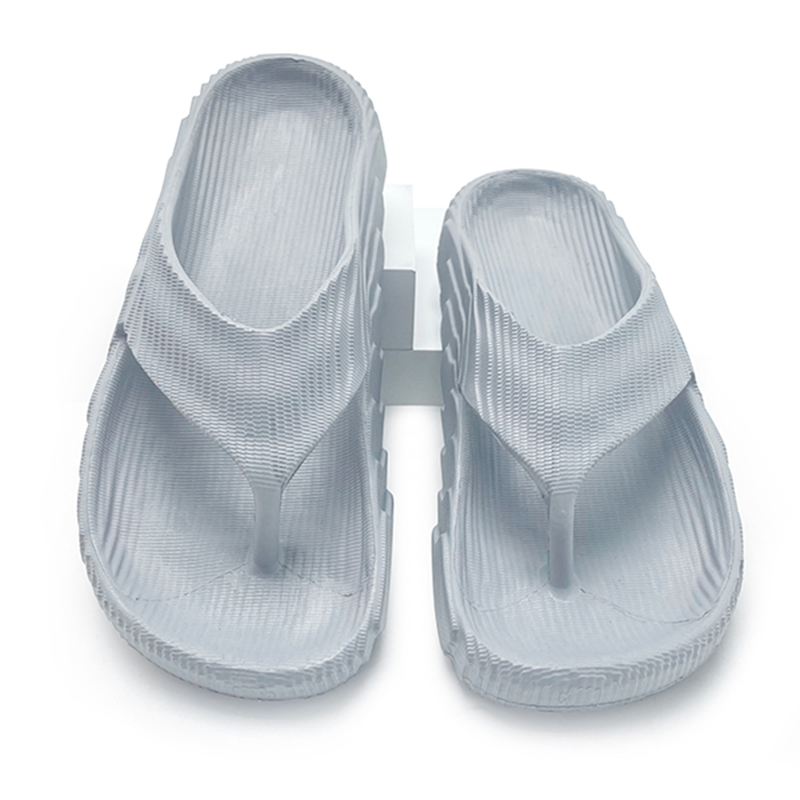 1754018478221289.jpg 雅购特拖鞋