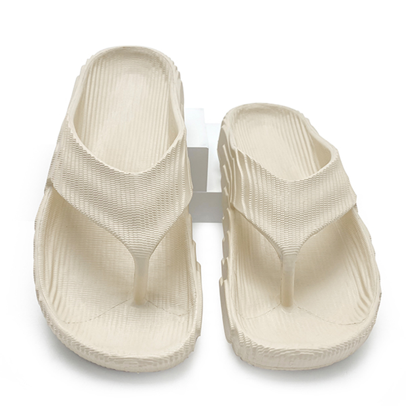 1754018478844638.jpg 雅购特拖鞋