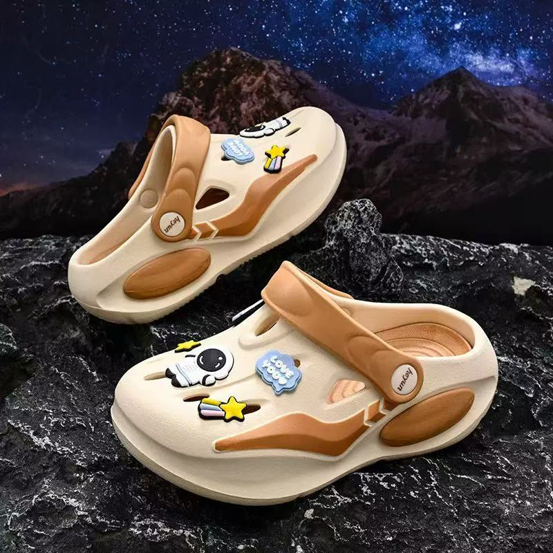 雅购特拖鞋