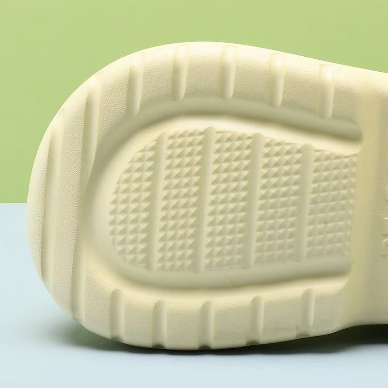 1754029488601852.jpg 雅购特拖鞋