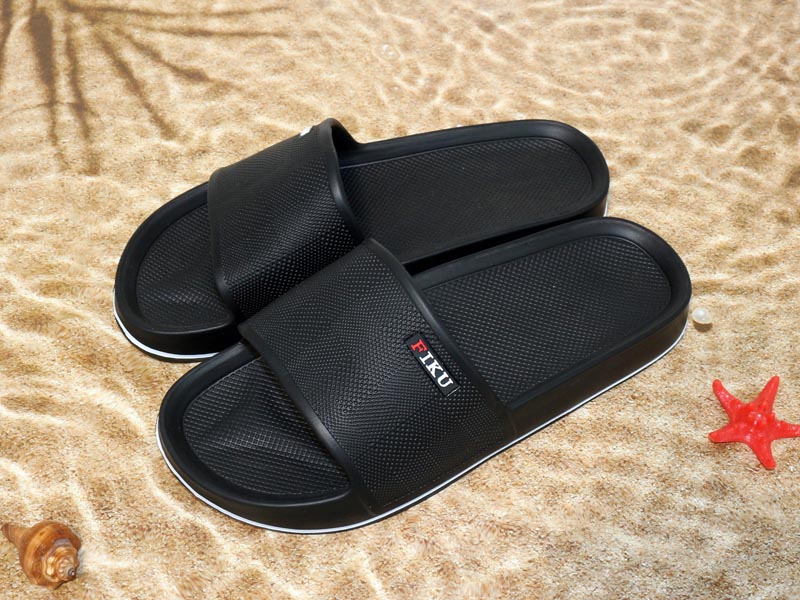 態(tài)極鞋業(yè)