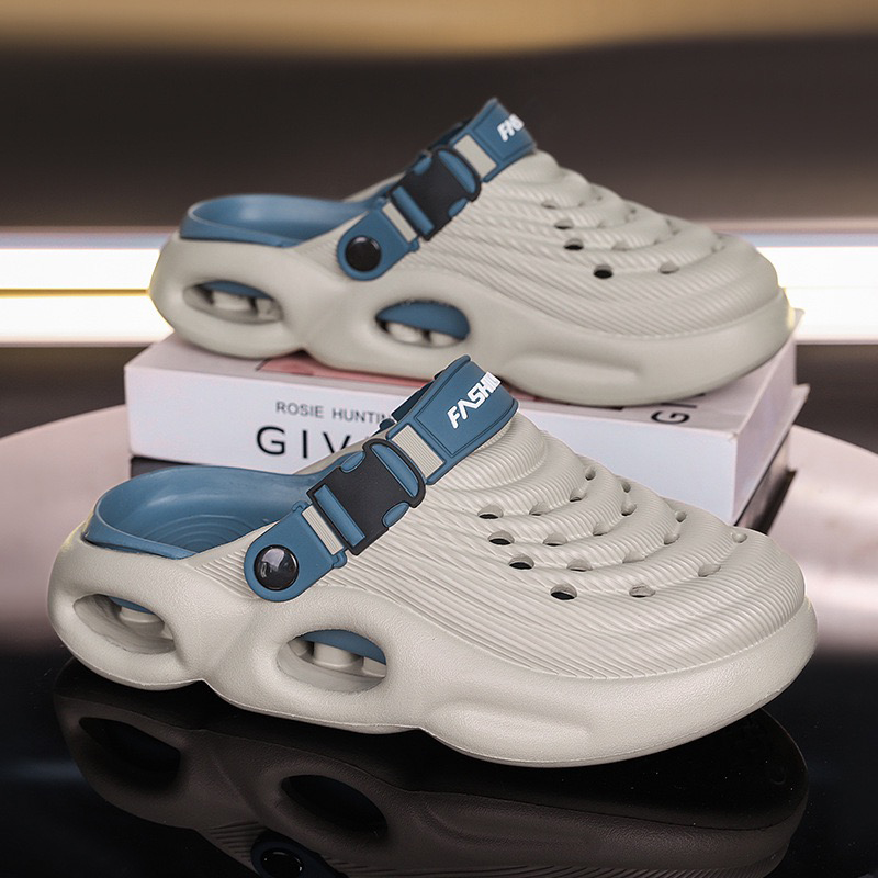 1754097673998590.jpg 雅购特拖鞋