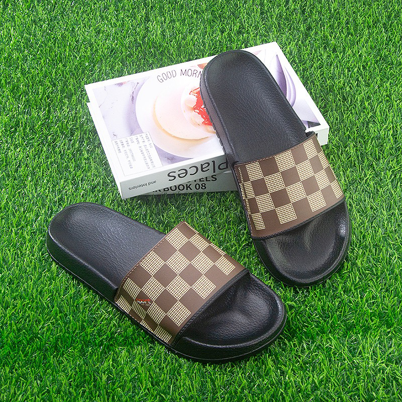 1754117384117456.jpg 雅购特拖鞋