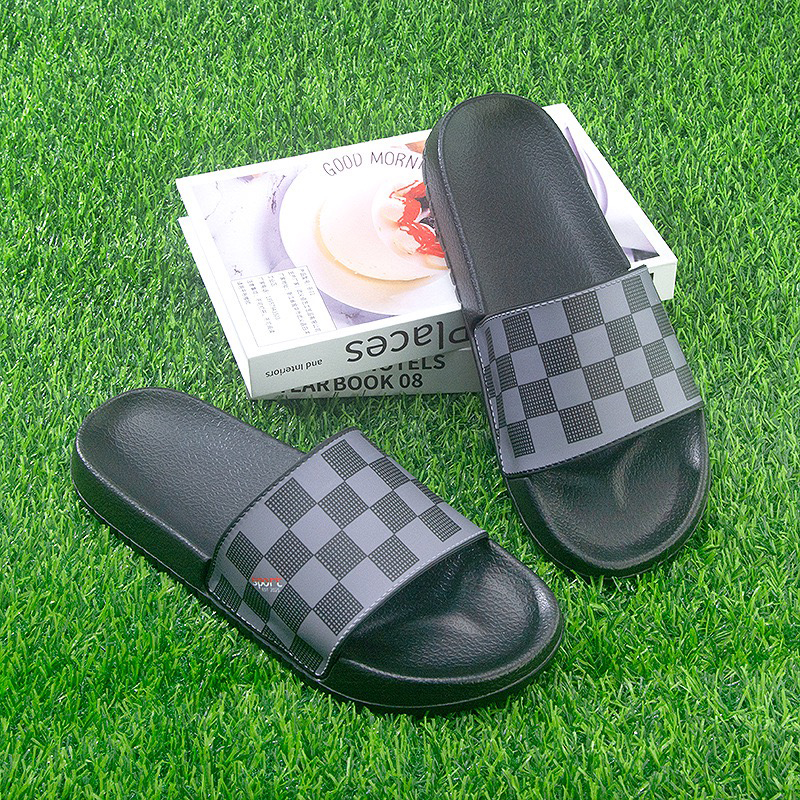 1754117384833724.jpg 雅购特拖鞋