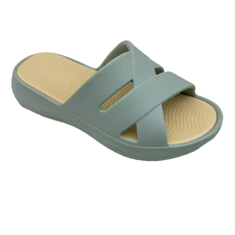 1754270396983203.jpg 雅购特拖鞋