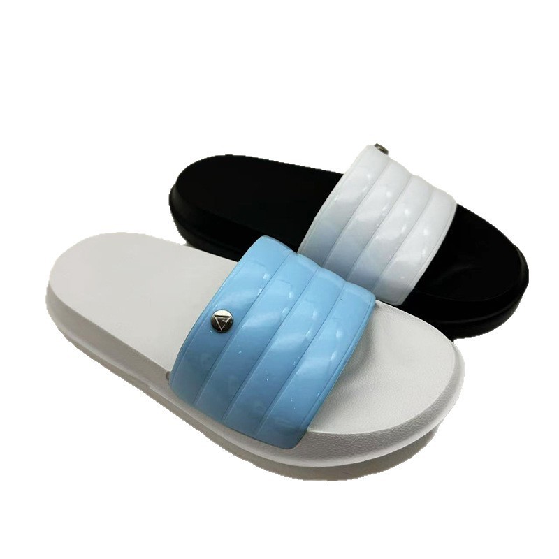 1754273234523219.jpg 雅购特拖鞋