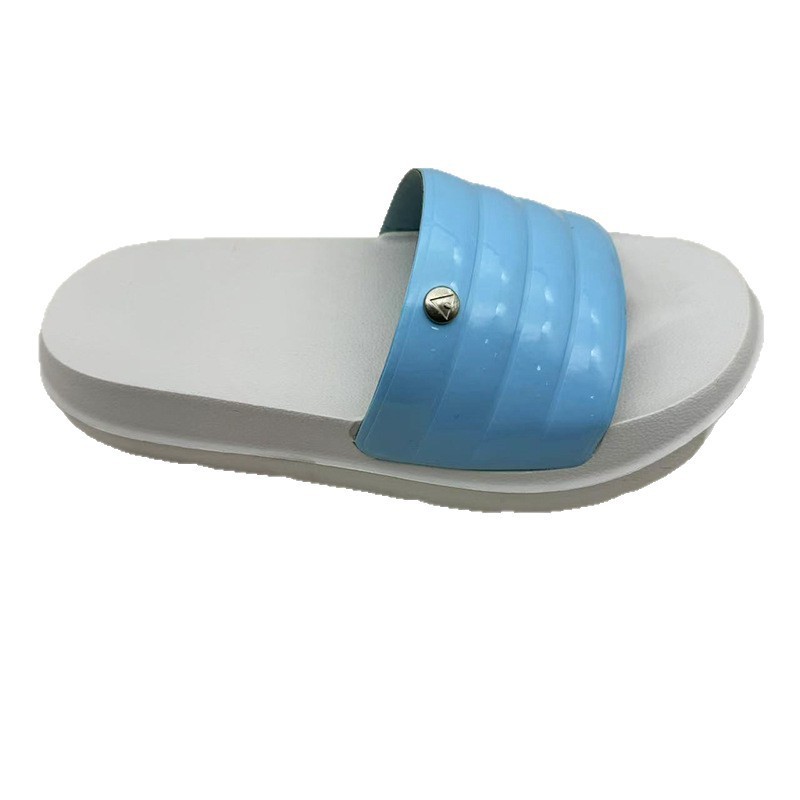 1754273243725673.jpg 雅购特拖鞋