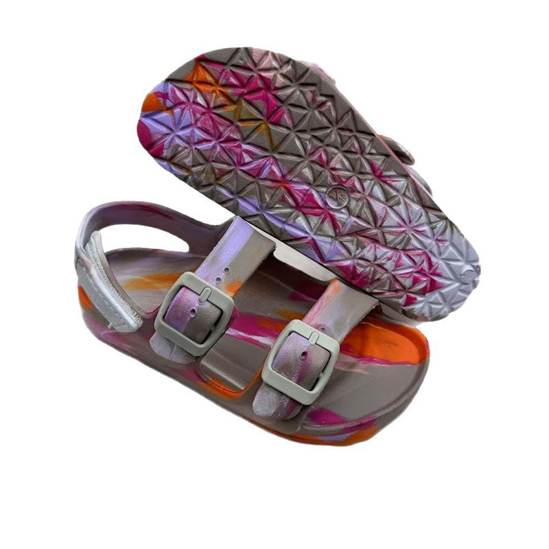 1754276592455960.jpg 雅购特拖鞋