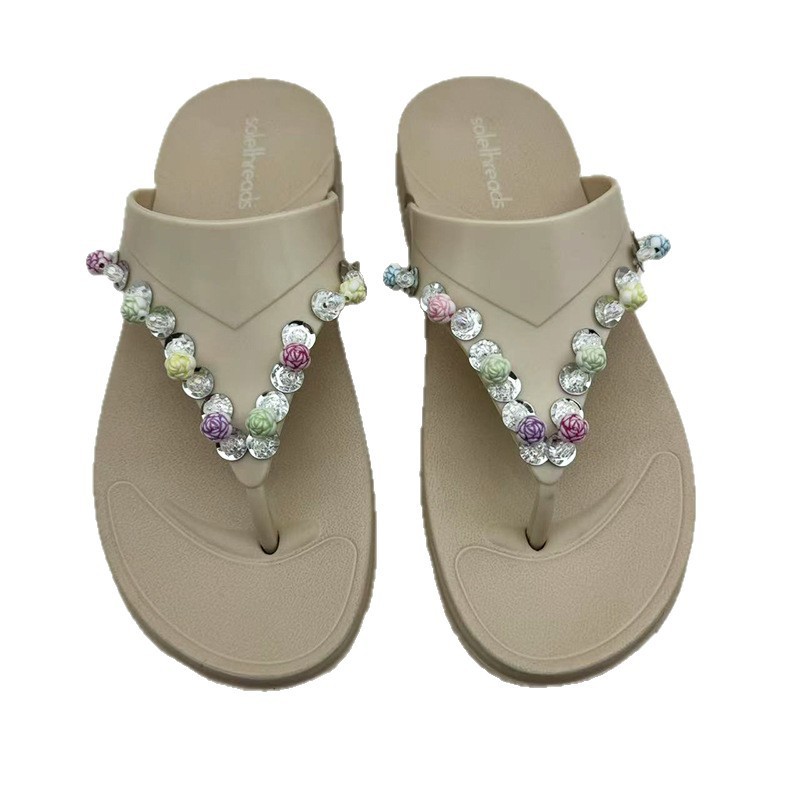 1754276715578523.jpg 雅购特拖鞋