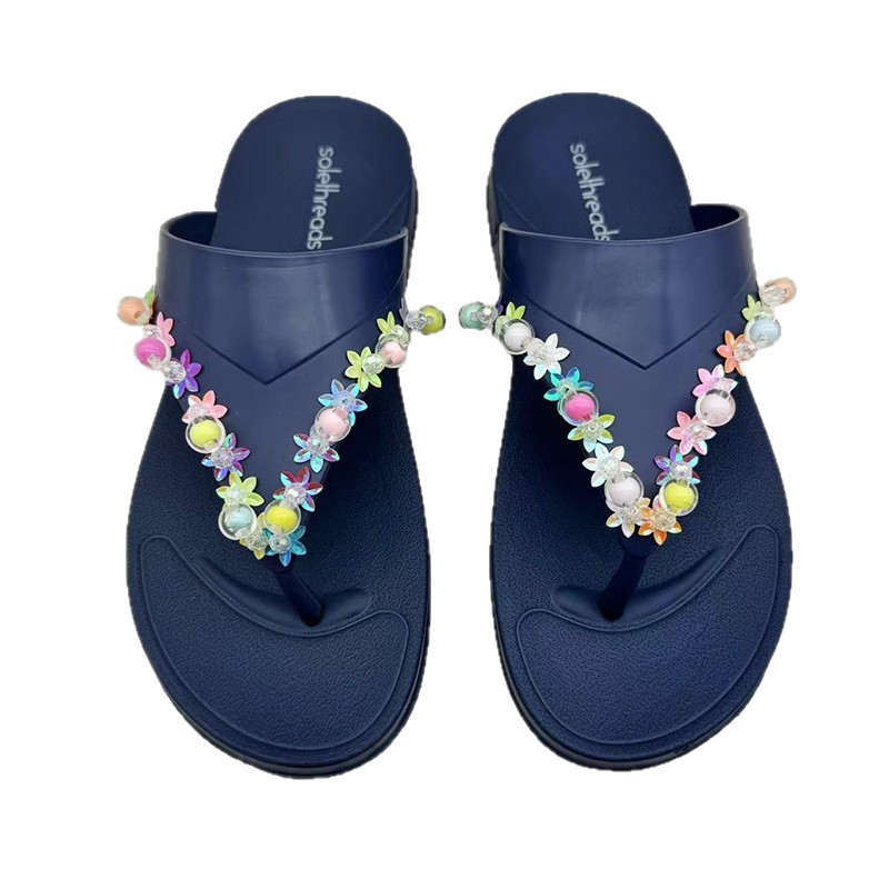 1754276723875584.jpg 雅购特拖鞋