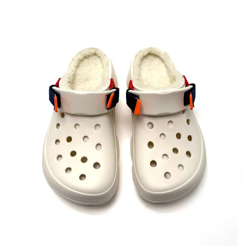 1754287779155025.jpg 雅购特拖鞋