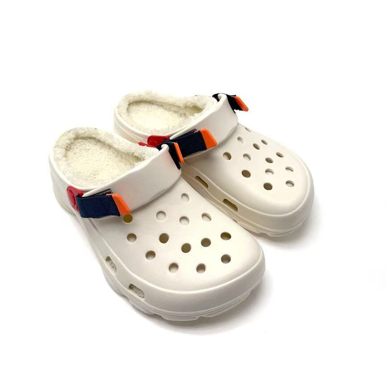 1754287779864853.jpg 雅购特拖鞋