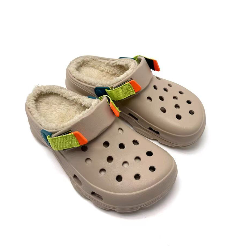 1754287795518766.jpg 雅购特拖鞋