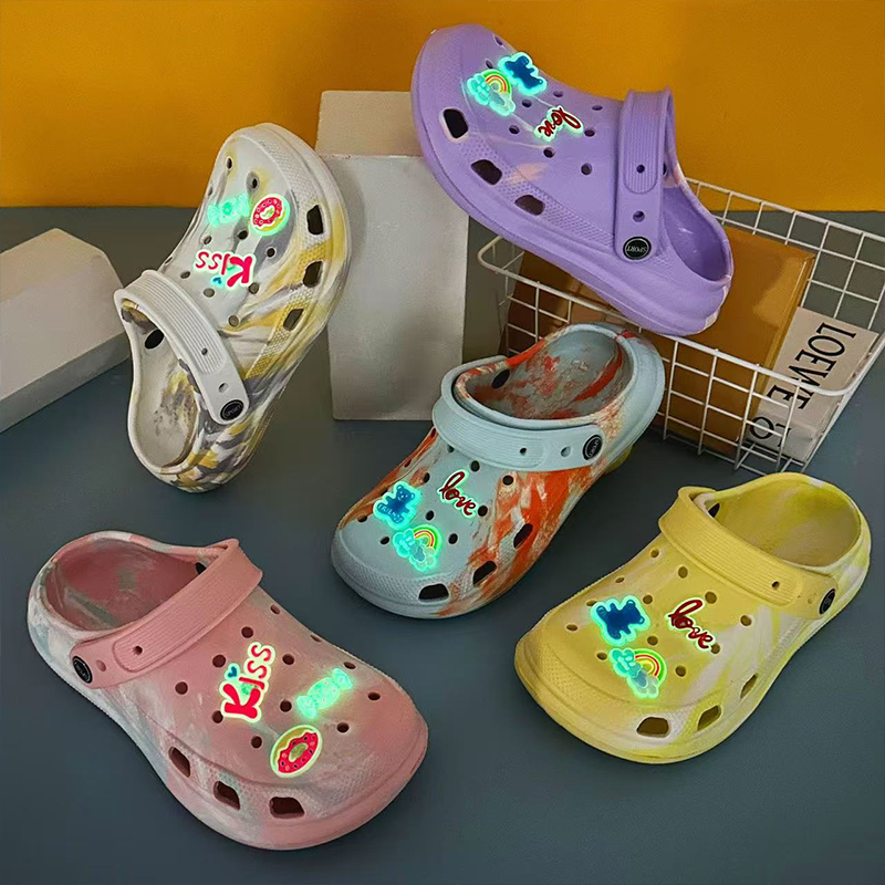 1754296309849164.jpg 雅购特拖鞋