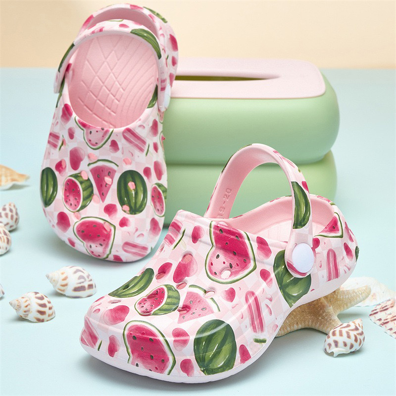 1754298665672082.jpg 雅购特拖鞋