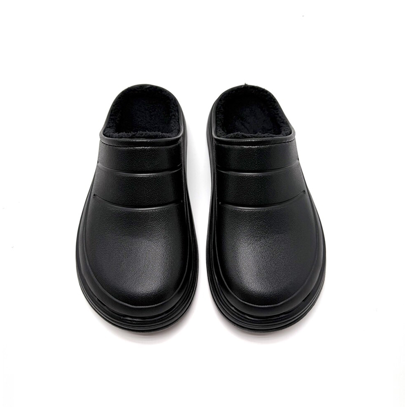 1754357621497576.jpg 雅购特拖鞋