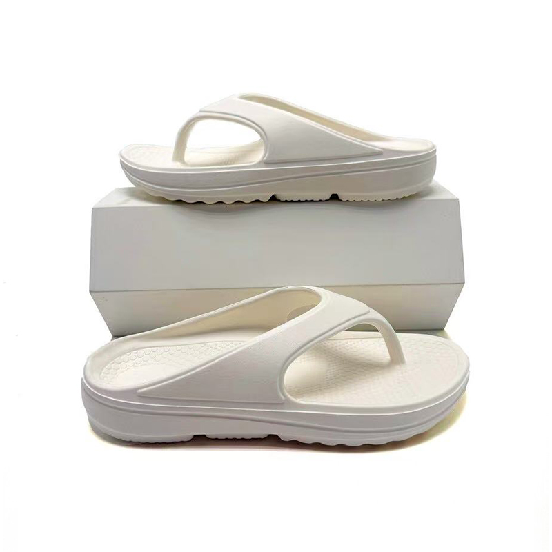 1754357879182432.jpg 雅购特拖鞋