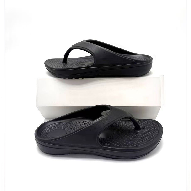 1754357910370290.jpg 雅购特拖鞋