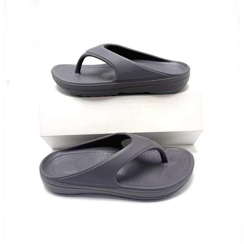 1754357918415757.jpg 雅购特拖鞋