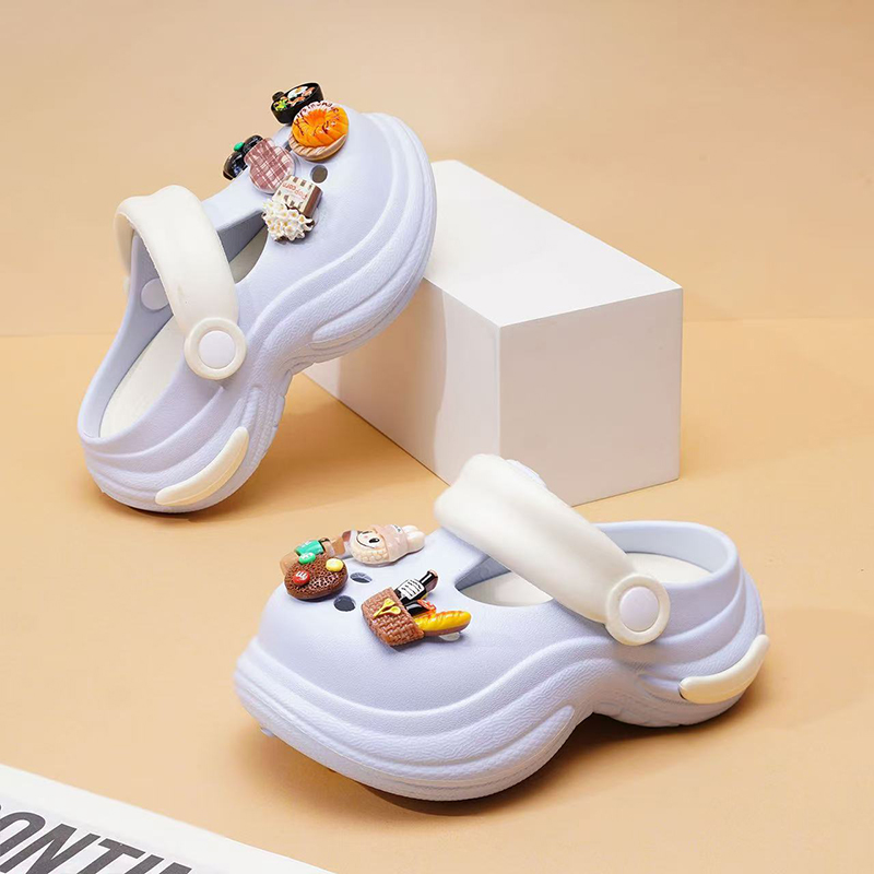 1754361569875363.jpg 雅购特拖鞋