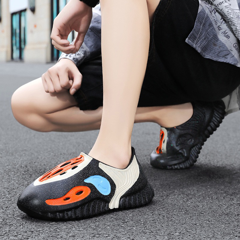 1754471643857082.jpg 雅购特拖鞋